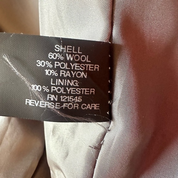 London Fog wool blend Grey pea coat, size medium, winter coat, wool coat, gray - Picture 6 of 8